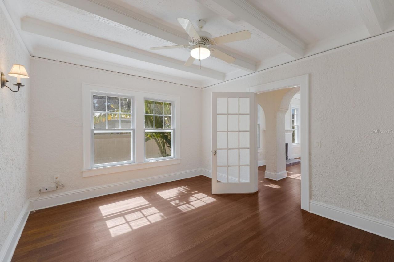 455 Acacia Drive, Sarasota, FL 34234 Photo