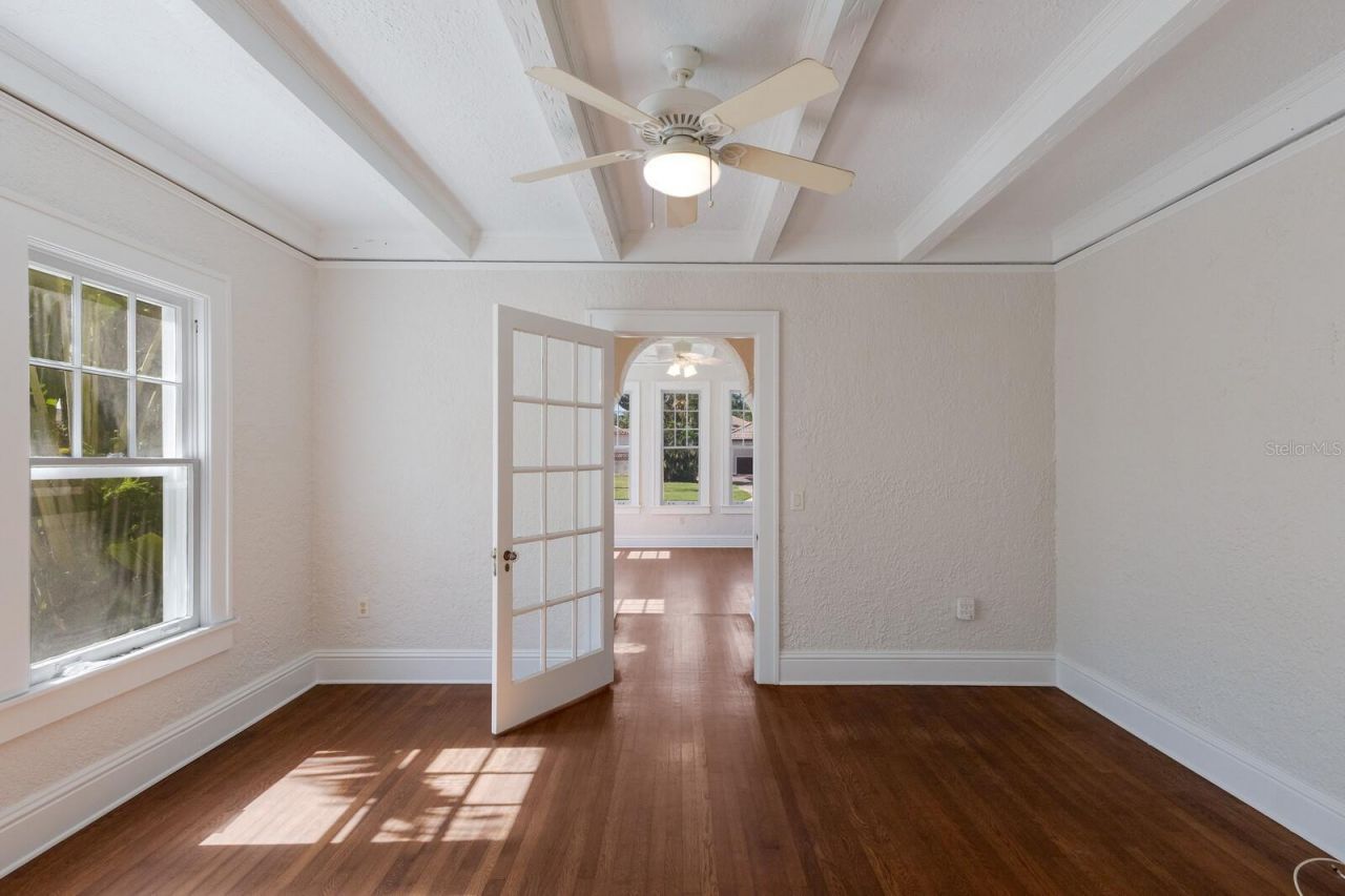 455 Acacia Drive, Sarasota, FL 34234 Photo