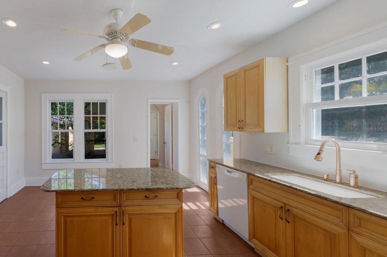 455 Acacia Drive, Sarasota, FL 34234 Photo