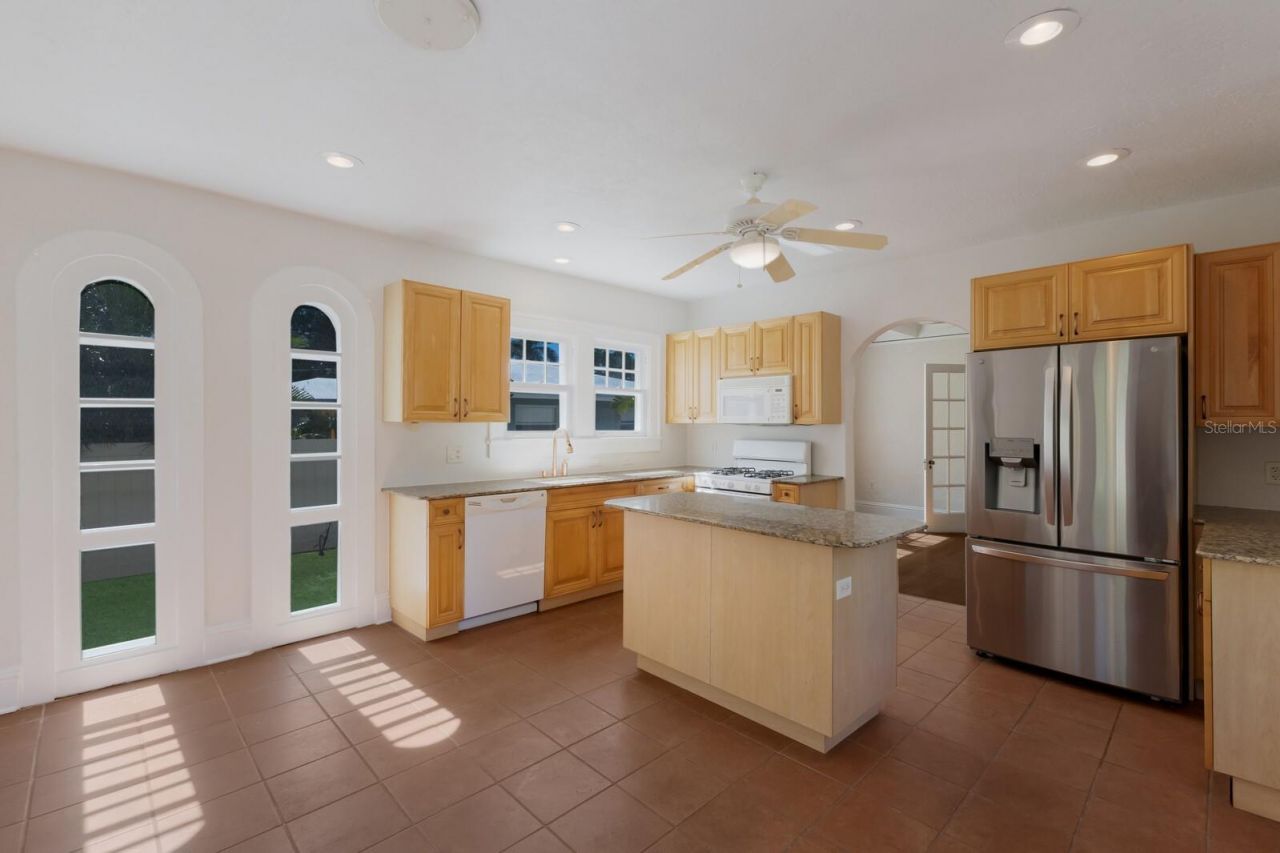 455 Acacia Drive, Sarasota, FL 34234 Photo