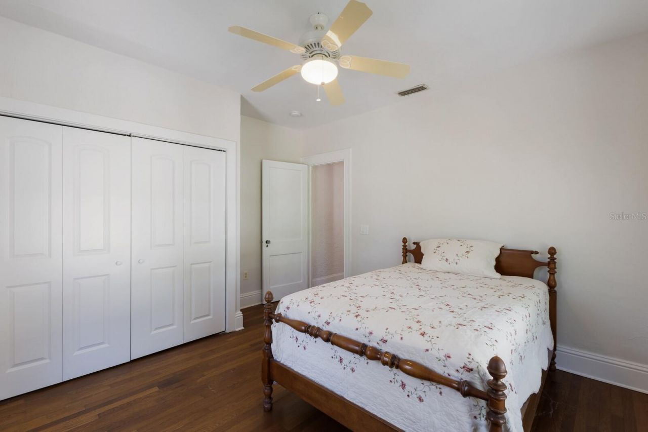 455 Acacia Drive, Sarasota, FL 34234 Photo