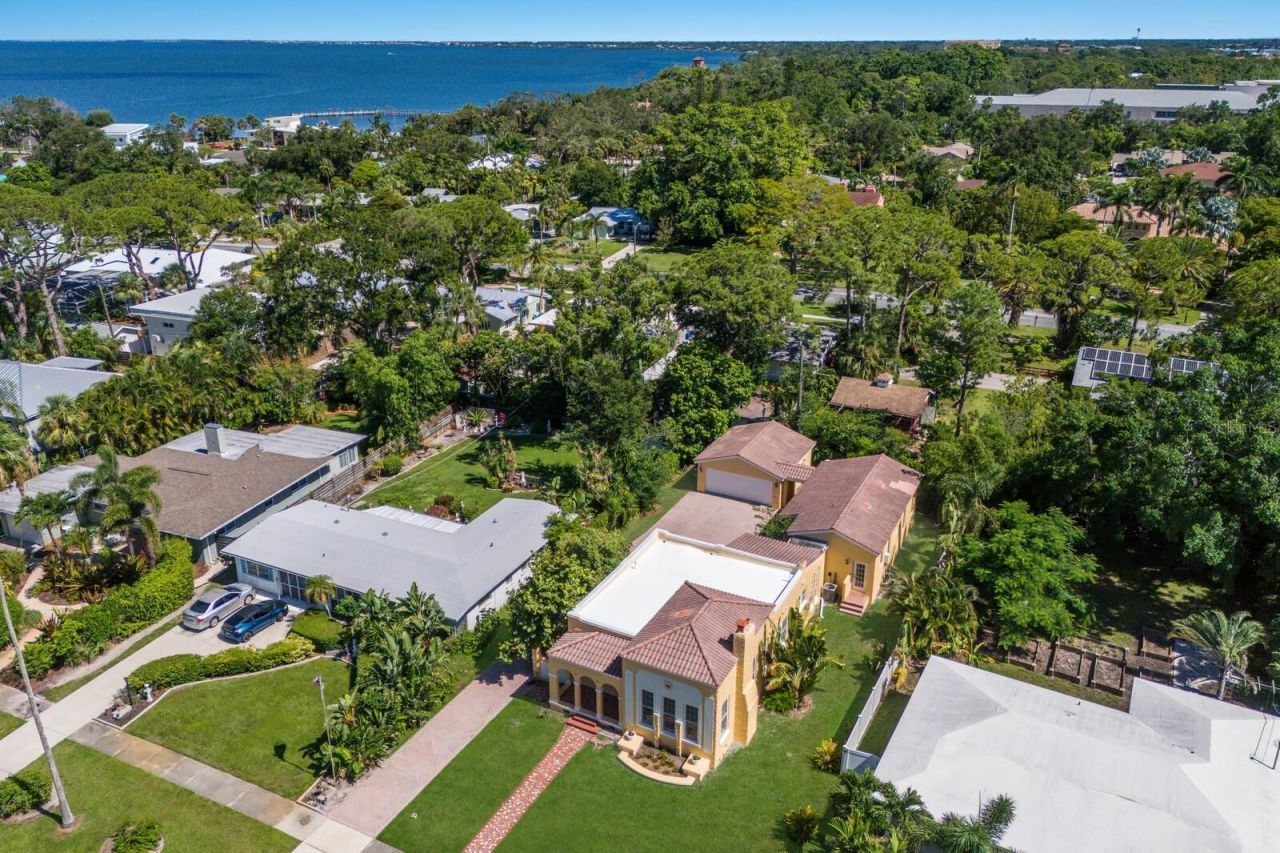 455 Acacia Drive, Sarasota, FL 34234 Photo