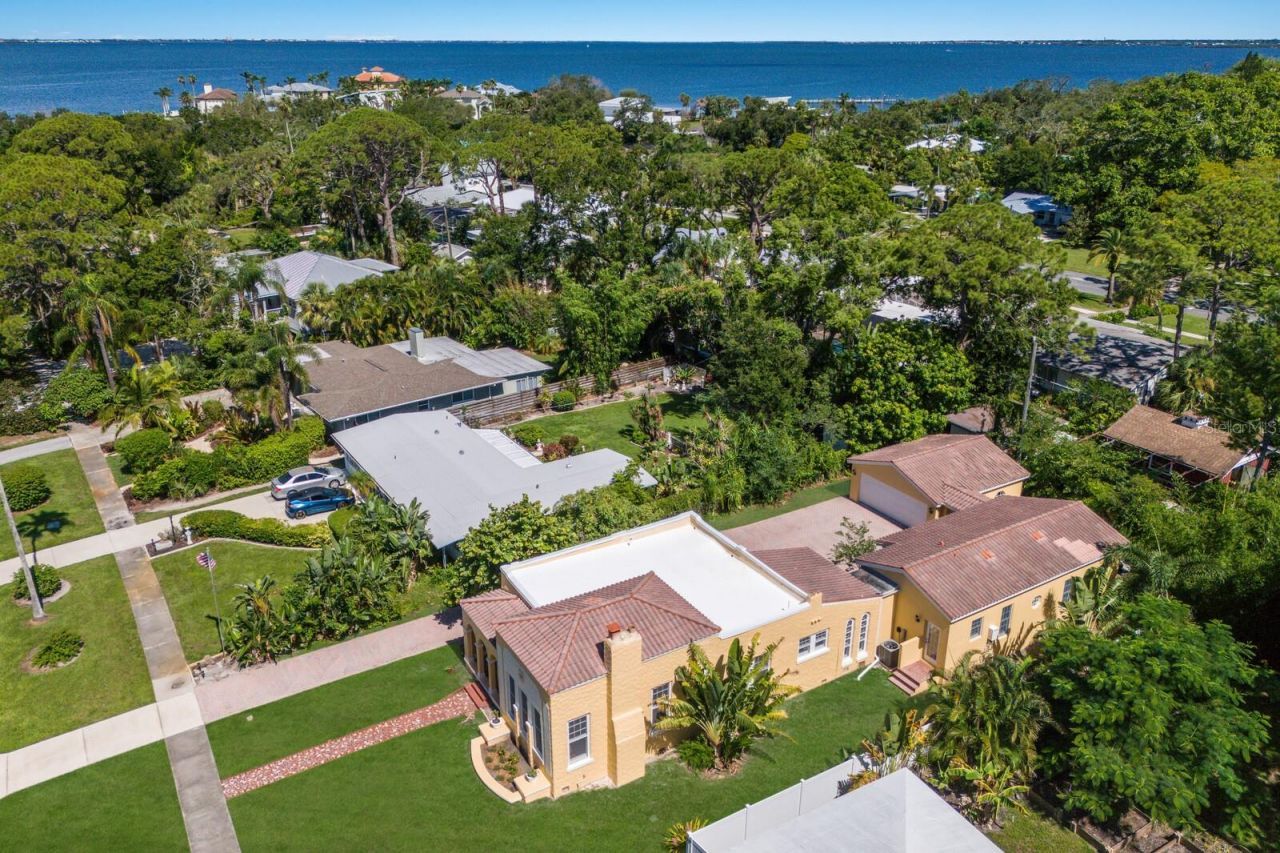 455 Acacia Drive, Sarasota, FL 34234 Photo