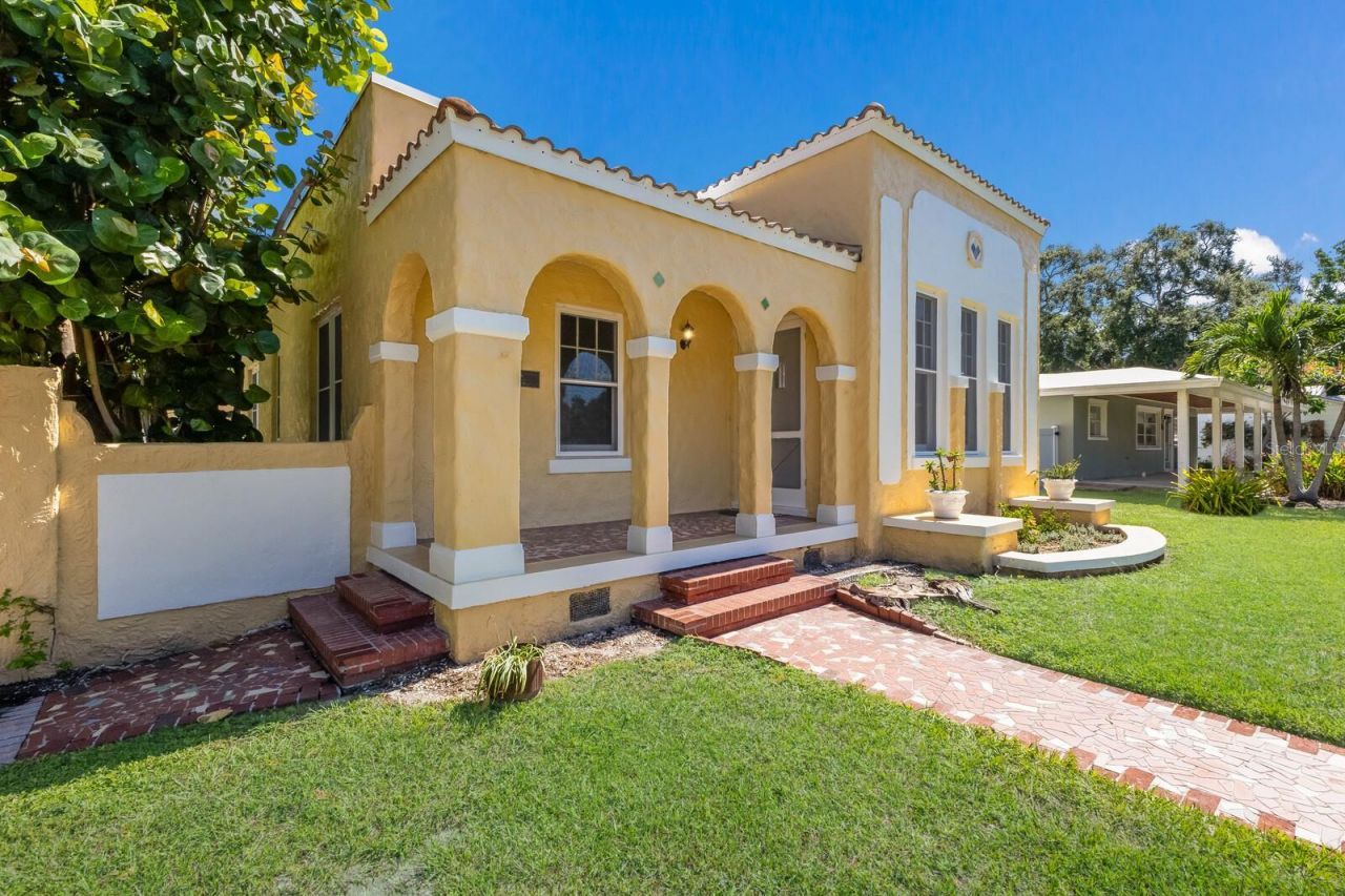 455 Acacia Drive, Sarasota, FL 34234 Photo