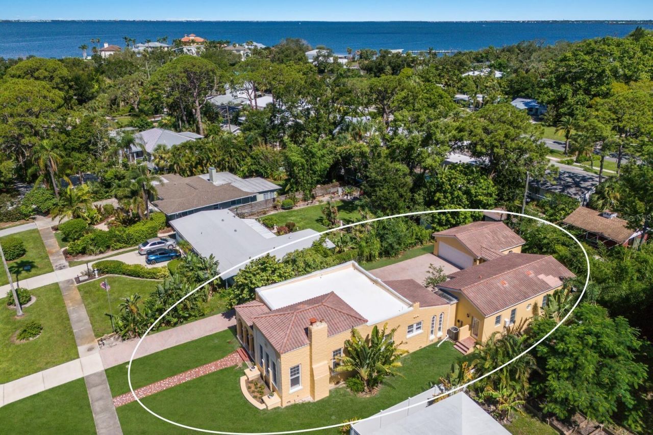 455 Acacia Drive, Sarasota, FL 34234 Photo