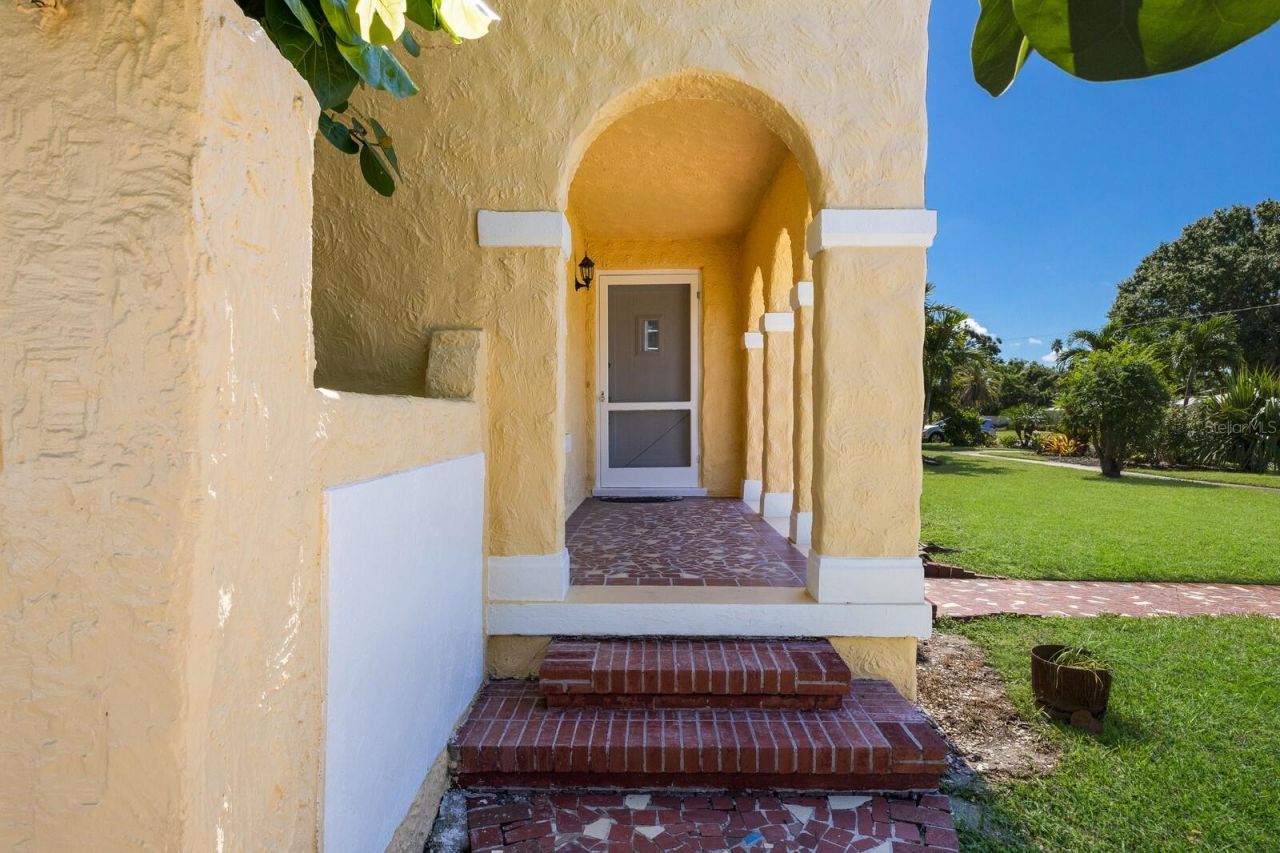 455 Acacia Drive, Sarasota, FL 34234 Photo