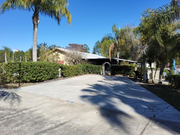 1074 FRONT ST. #50B Street, Welaka, FL 32193