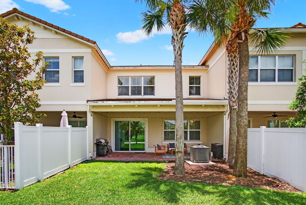 12041 Park Central, Royal Palm Beach, FL 33411 Photo