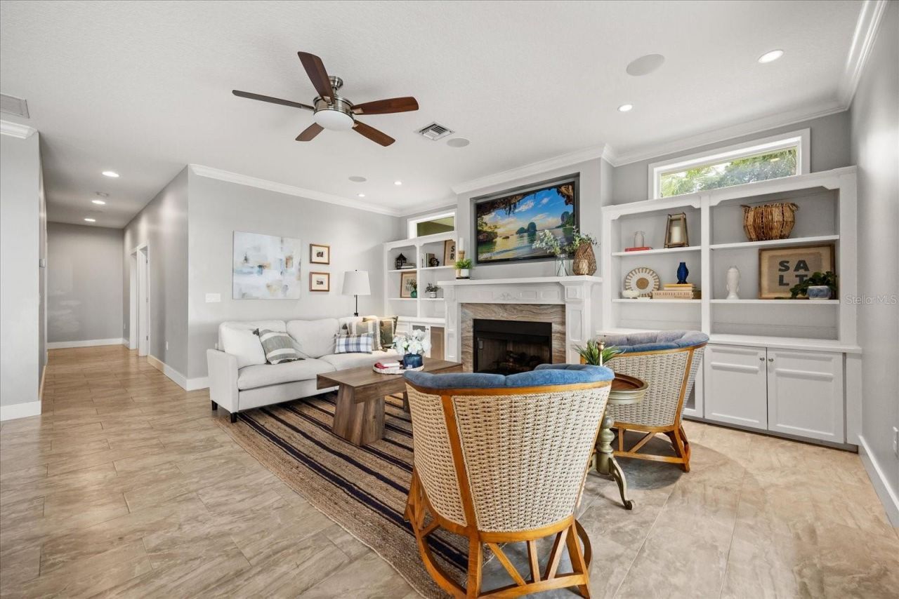 2945 Lakeshore Drive, Mount Dora, FL 32757 Photo