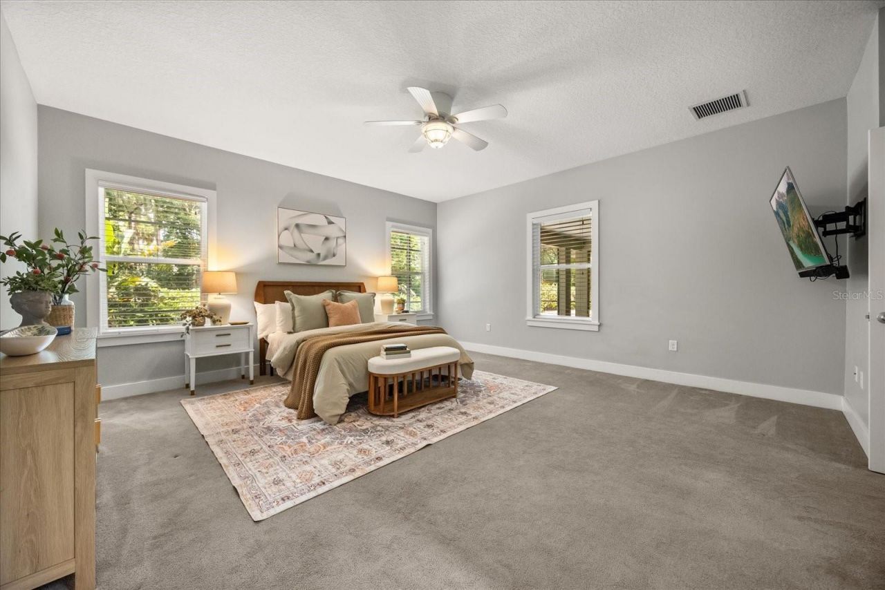 2945 Lakeshore Drive, Mount Dora, FL 32757 Photo