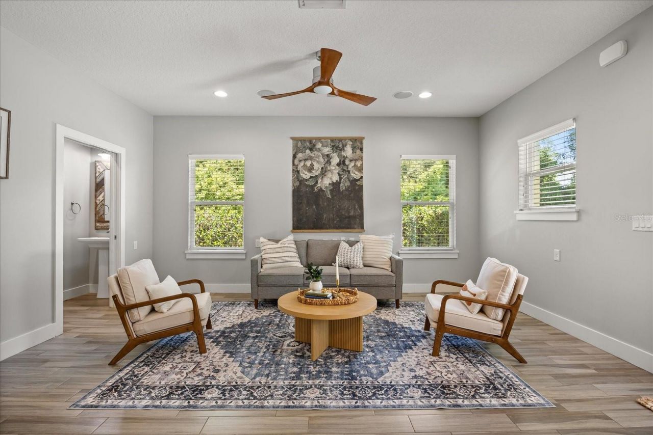 2945 Lakeshore Drive, Mount Dora, FL 32757 Photo