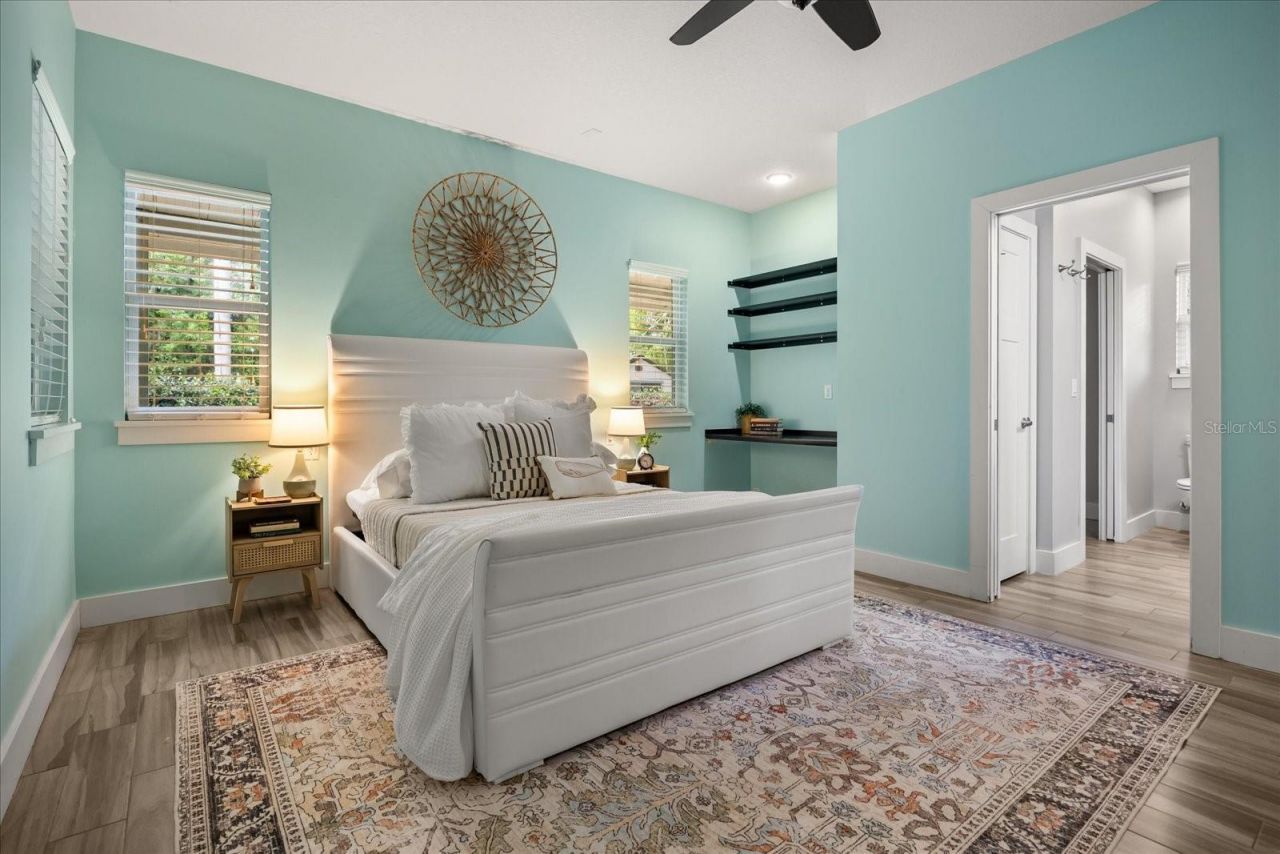 2945 Lakeshore Drive, Mount Dora, FL 32757 Photo