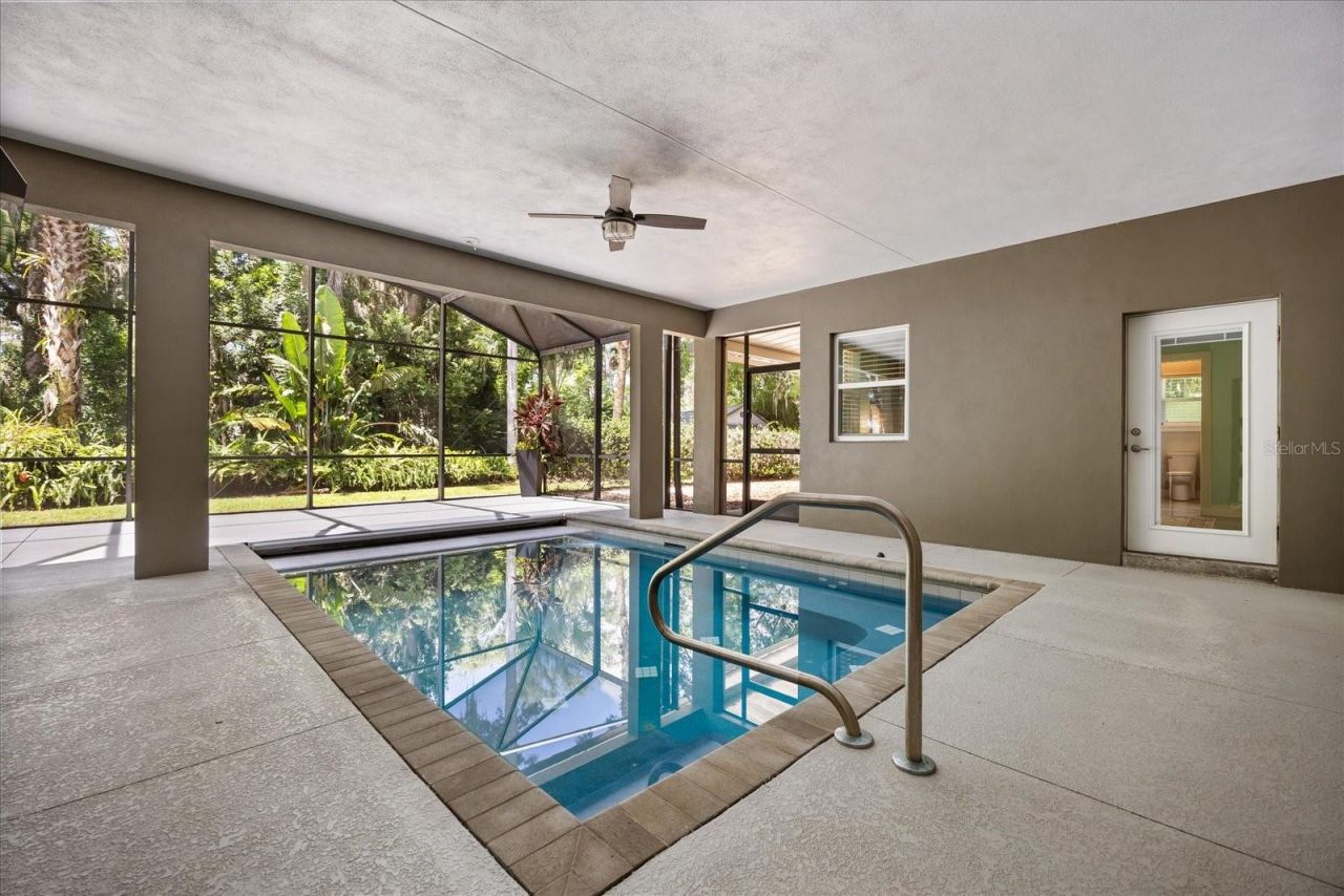 2945 Lakeshore Drive, Mount Dora, FL 32757 Photo