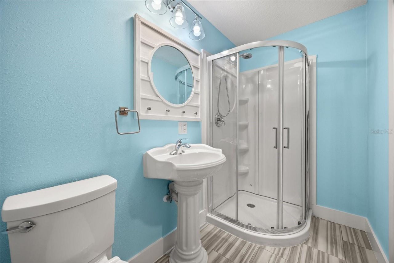 2945 Lakeshore Drive, Mount Dora, FL 32757 Photo