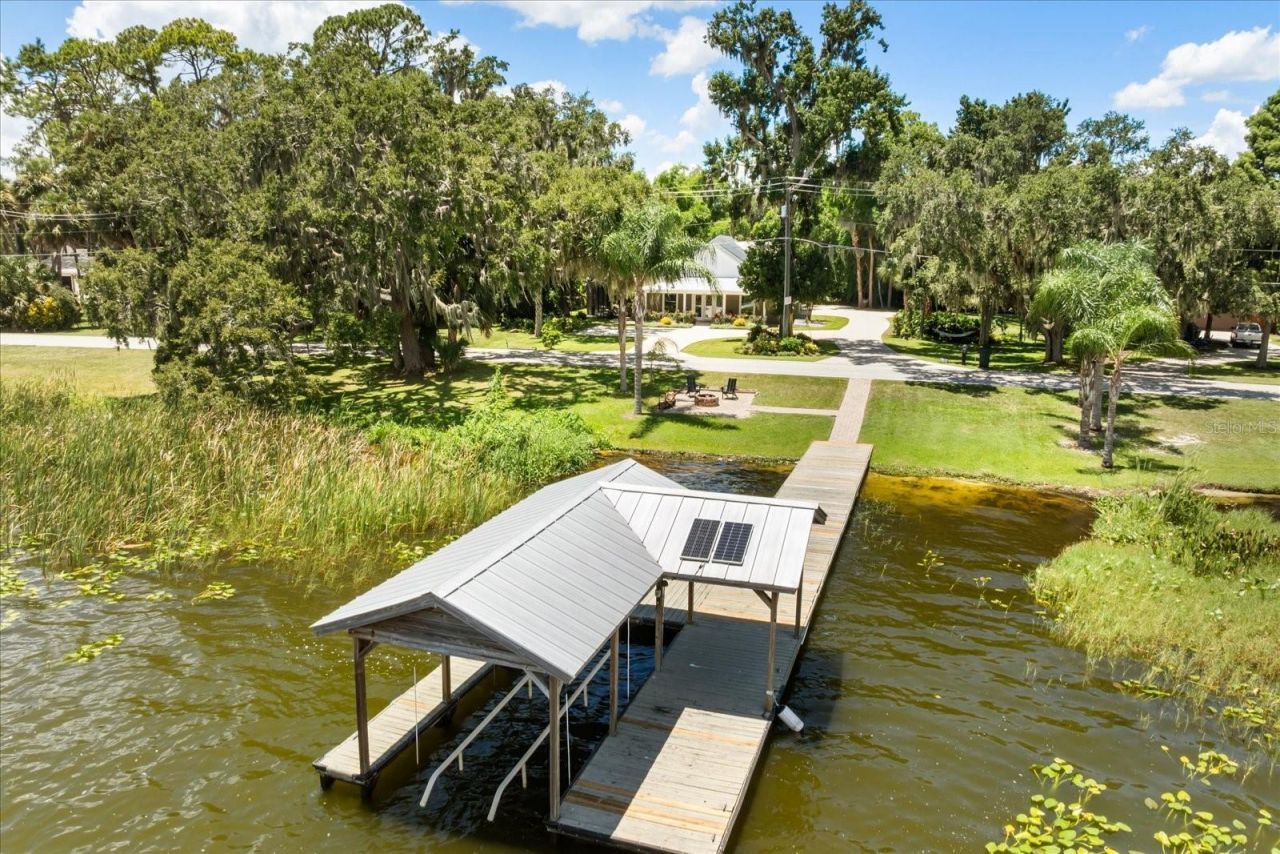 2945 Lakeshore Drive, Mount Dora, FL 32757 Photo