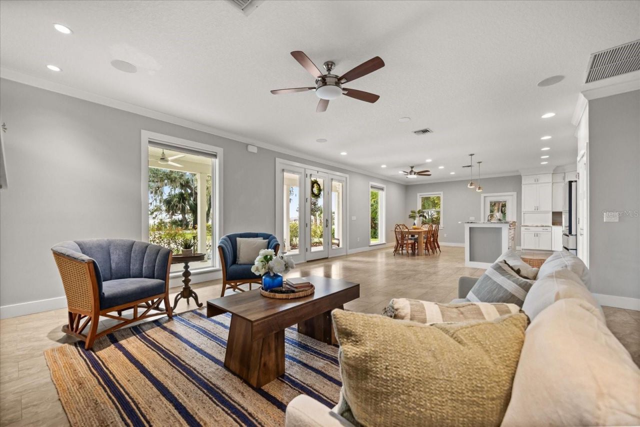 2945 Lakeshore Drive, Mount Dora, FL 32757 Photo