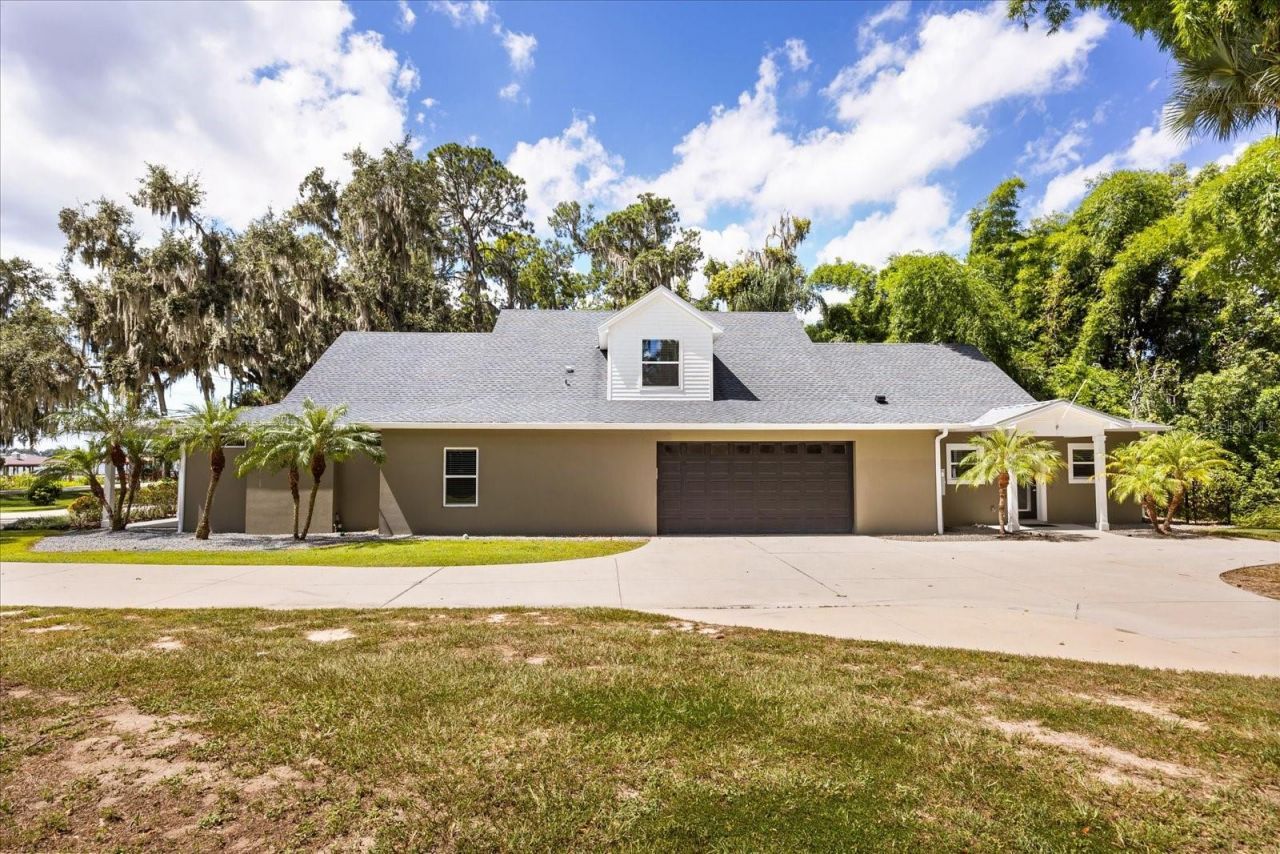2945 Lakeshore Drive, Mount Dora, FL 32757 Photo