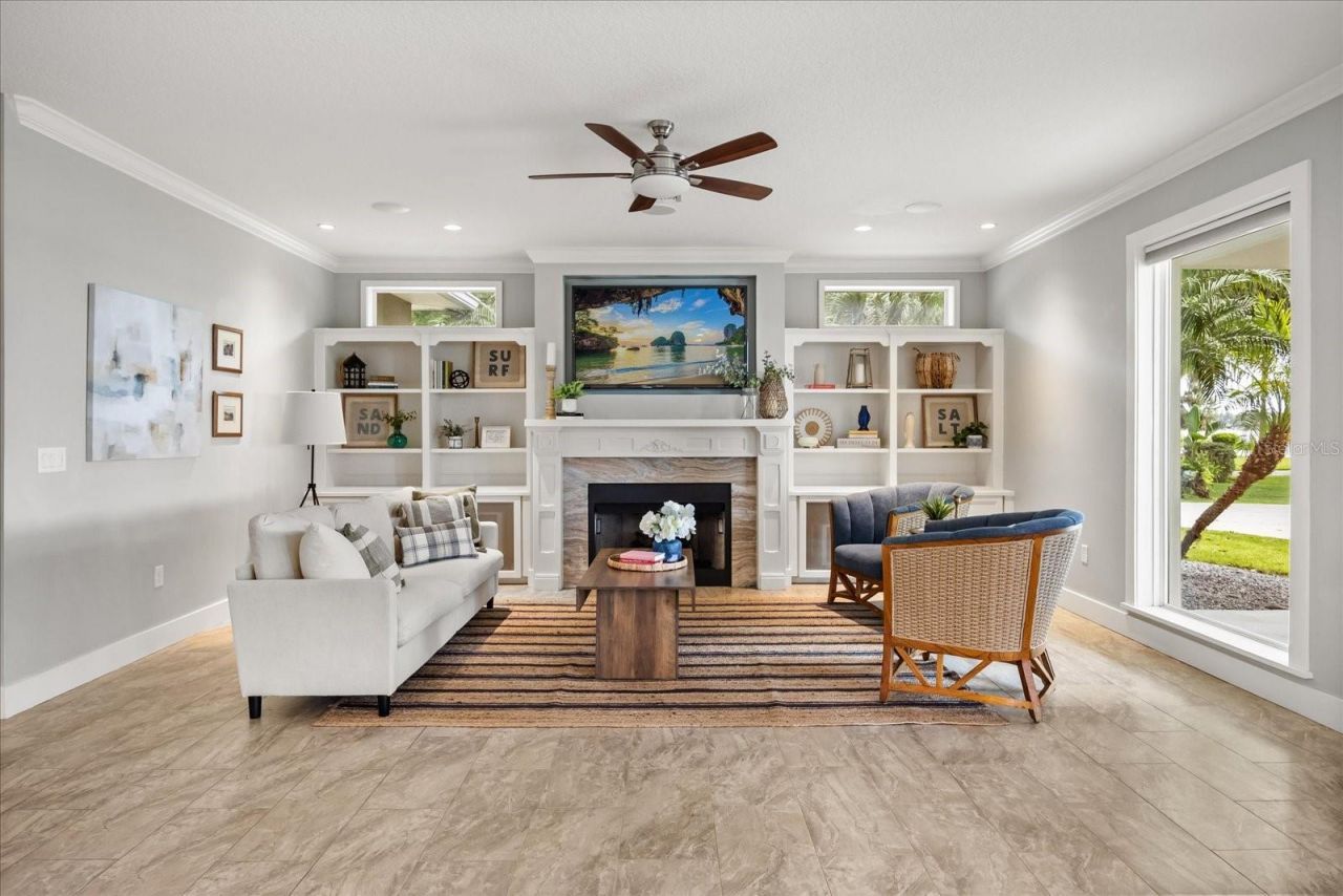 2945 Lakeshore Drive, Mount Dora, FL 32757 Photo