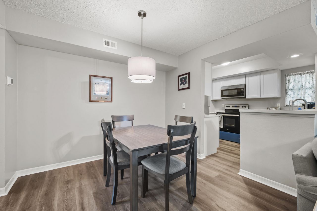 1866 Montclair Drive Photo 8