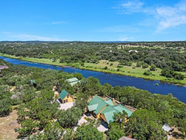 24240 Spur TRL, Spicewood, TX 78669