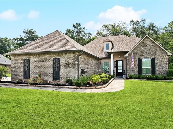 327 SAW GRASS Loop, Covington, LA 70435