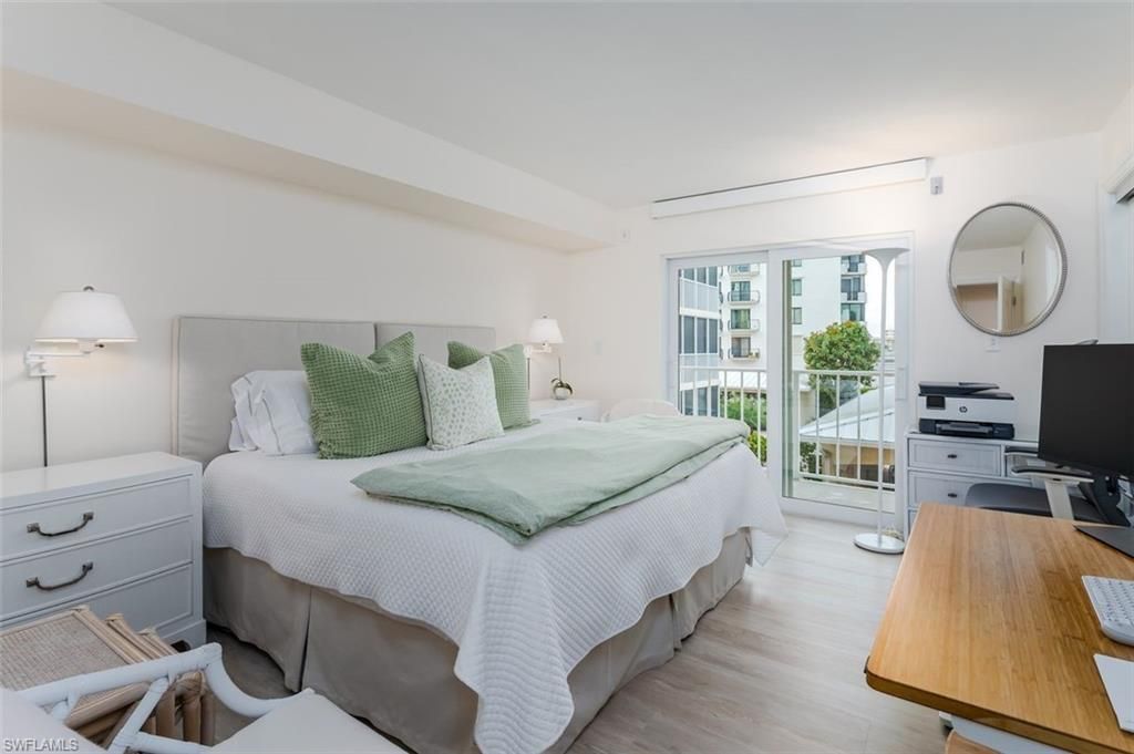 3450 Gulf Shore Blvd N, Unit 210, Naples, FL 34103 Photo