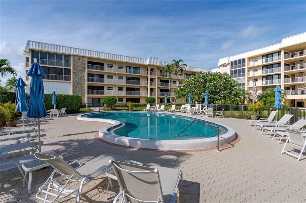 3450 Gulf Shore Blvd N, Unit 210, Naples, FL 34103 Photo
