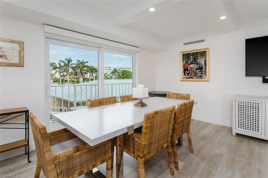 3450 Gulf Shore Blvd N, Unit 210, Naples, FL 34103 Photo