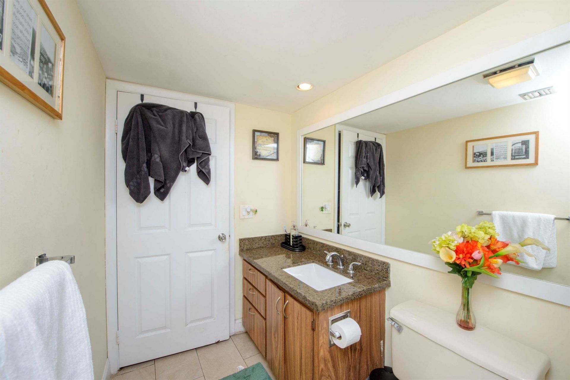 3515 Village Boulevard, Unit 304, West Palm Beach, FL 33409 Photo