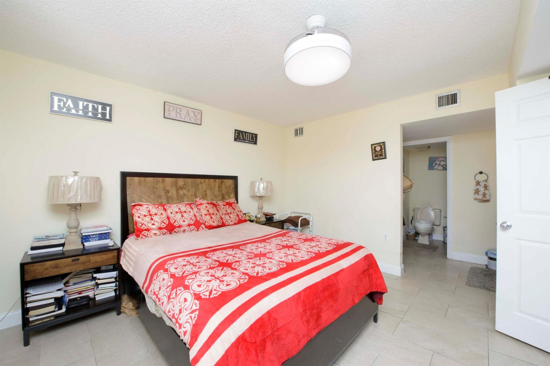 3515 Village Boulevard, Unit 304, West Palm Beach, FL 33409 Photo