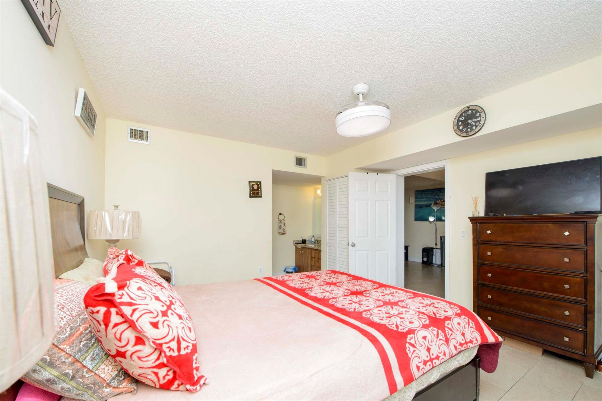 3515 Village Boulevard, Unit 304, West Palm Beach, FL 33409 Photo