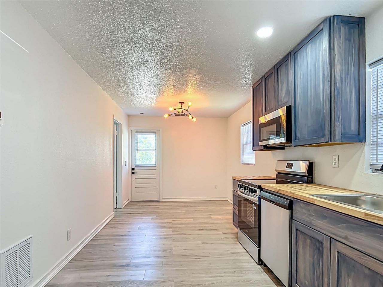 8781 S Lakeshore Drive, Floral City, FL 34436 Photo