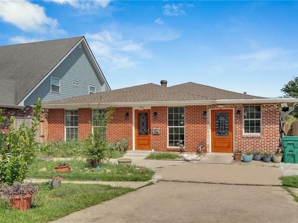 4429 LAKE VILLA Drive, Metairie, LA 70002