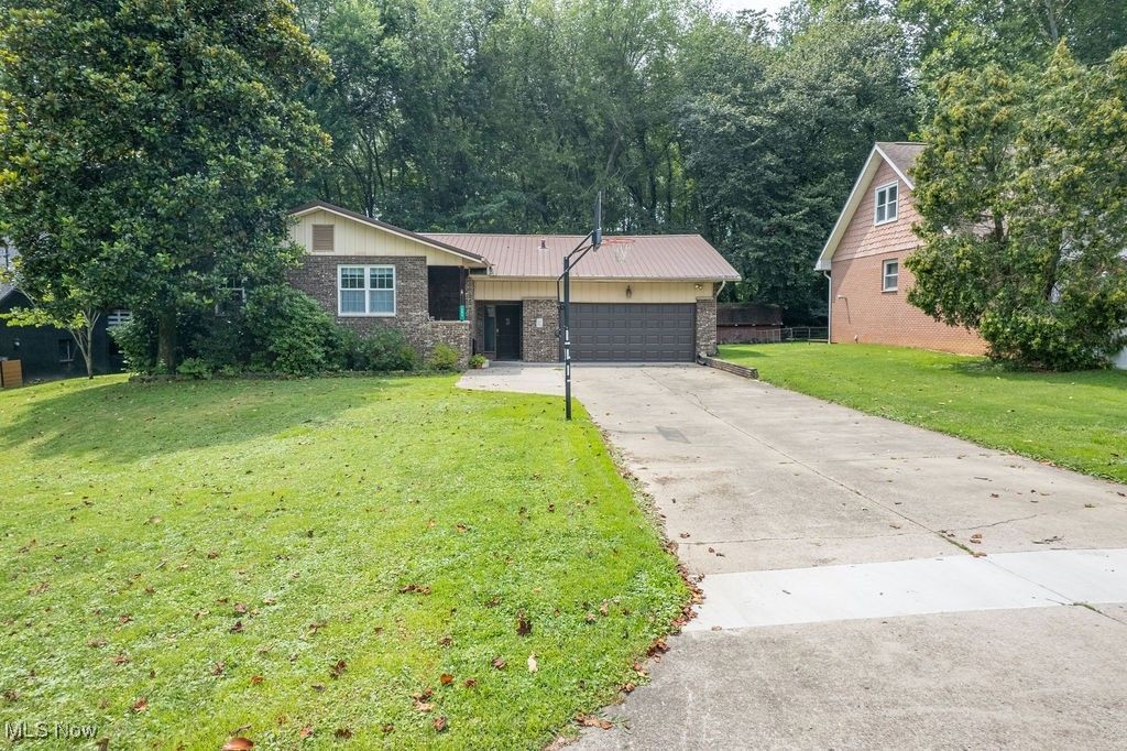 1294 Lakewood Circle, Washington, WV 26181 Main Photo