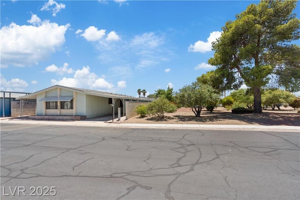 5563 Petaca Road, Las Vegas, NV 89122 Main Photo