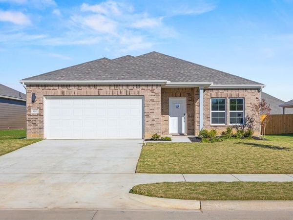 1021 Park Oak Lane, Crowley, TX 76036