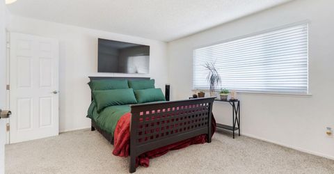 7570 Burgoyne Ln, Sacramento, CA 95823 Photo
