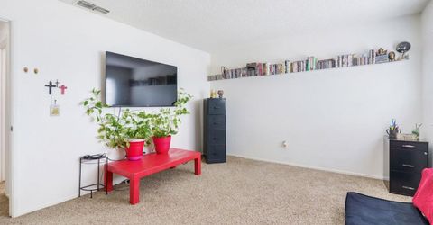 7570 Burgoyne Ln, Sacramento, CA 95823 Photo