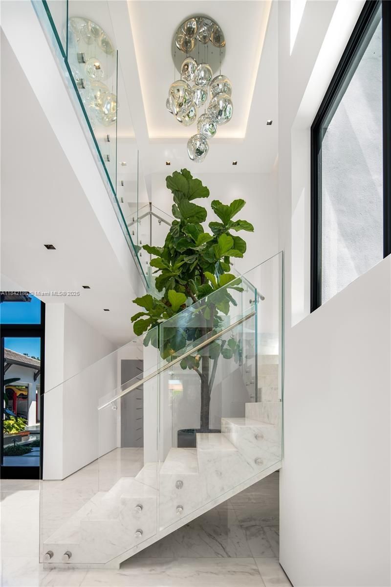 4241 Palm Ln, Miami, FL 33137 Photo