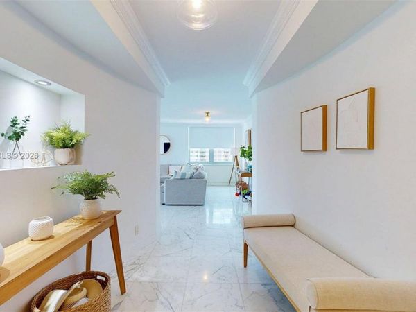 1912 S Ocean Dr, Unit 9A, Hallandale Beach, FL 33009