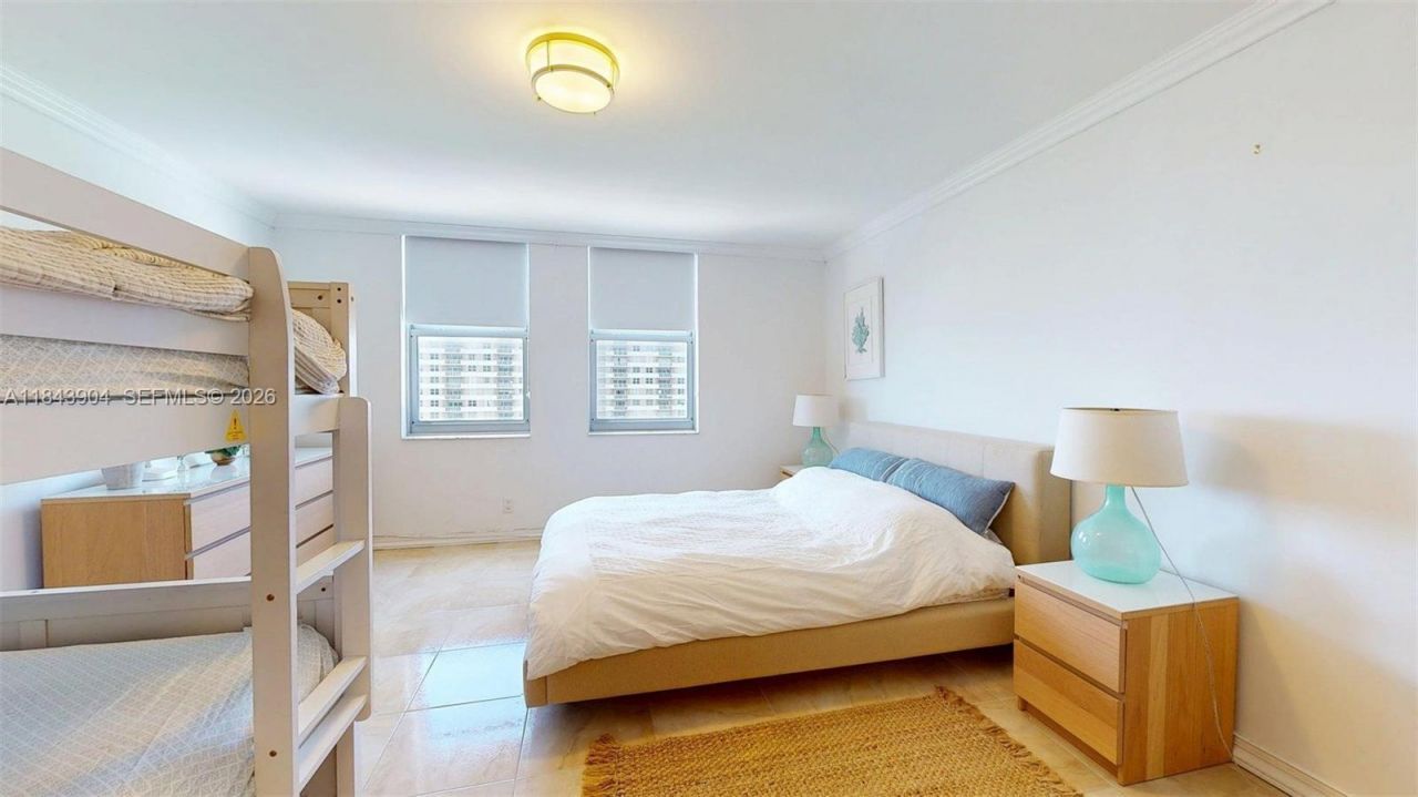 1912 S Ocean Dr, Unit 9A, Hallandale Beach, FL 33009 Photo