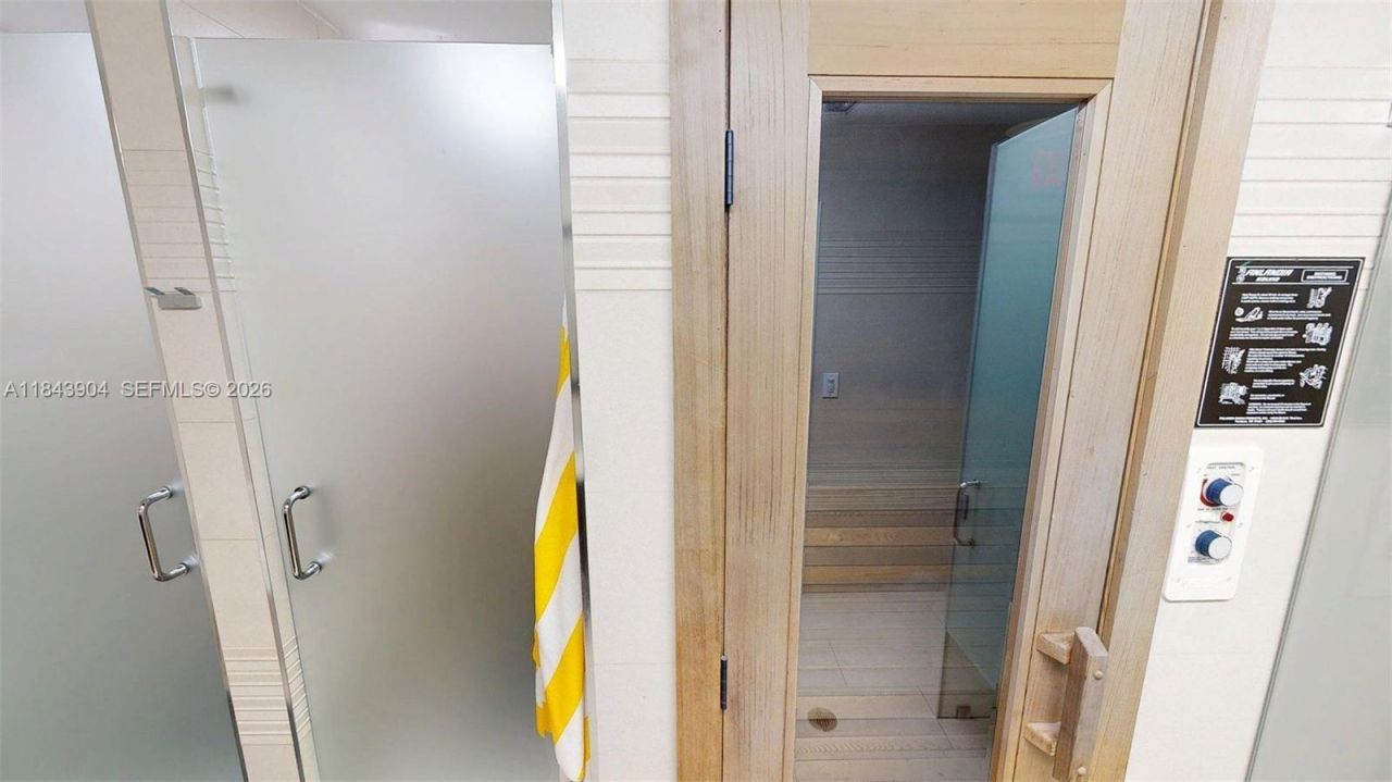 1912 S Ocean Dr, Unit 9A, Hallandale Beach, FL 33009 Photo