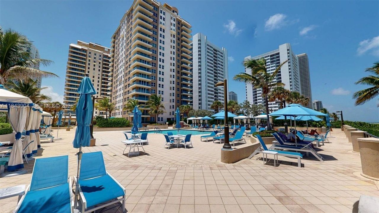 1912 S Ocean Dr, Unit 9A, Hallandale Beach, FL 33009 Photo