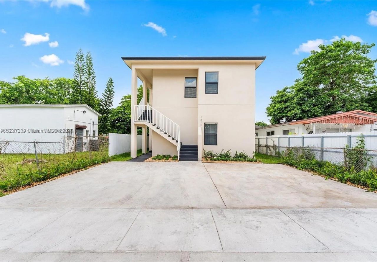 4760 NW 16 Th Ave, Miami, FL 33142 Photo