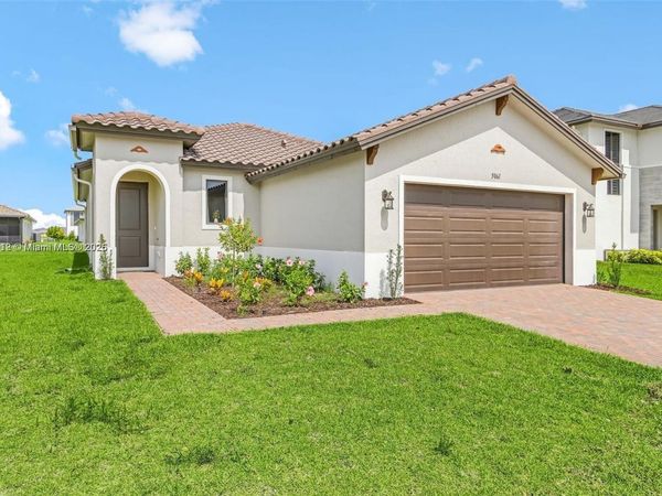 5061 Penella Ave, Immokalee, FL 34142