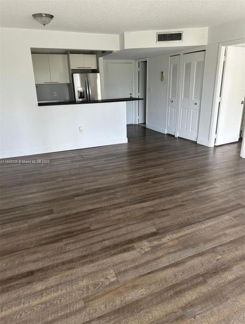 4164 Inverrary Dr, Unit 406, Lauderhill, FL 33319 Photo