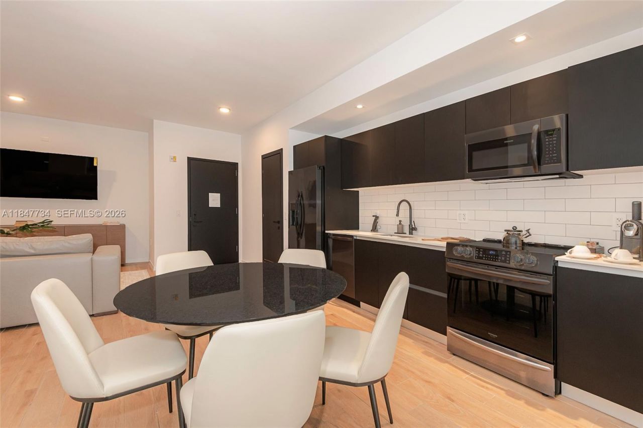 398 NE 5th St, Unit 4417, Miami, FL 33132 Photo