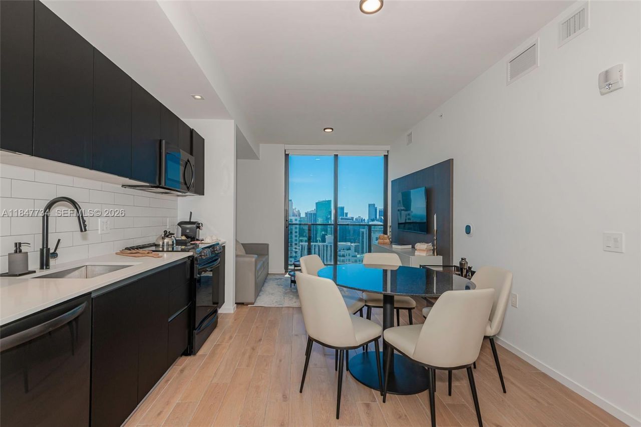 398 NE 5th St, Unit 4417, Miami, FL 33132 Photo