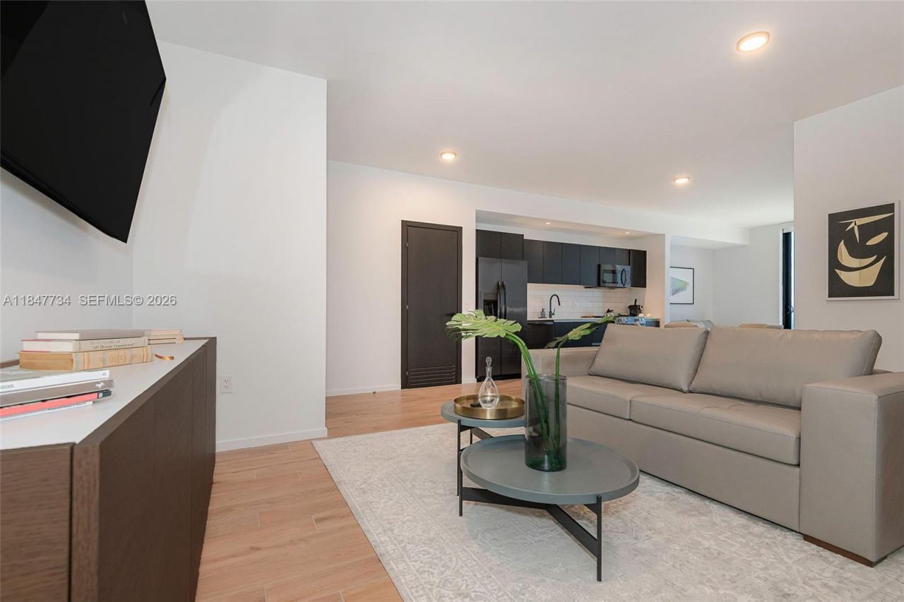 398 NE 5th St, Unit 4417, Miami, FL 33132 Photo