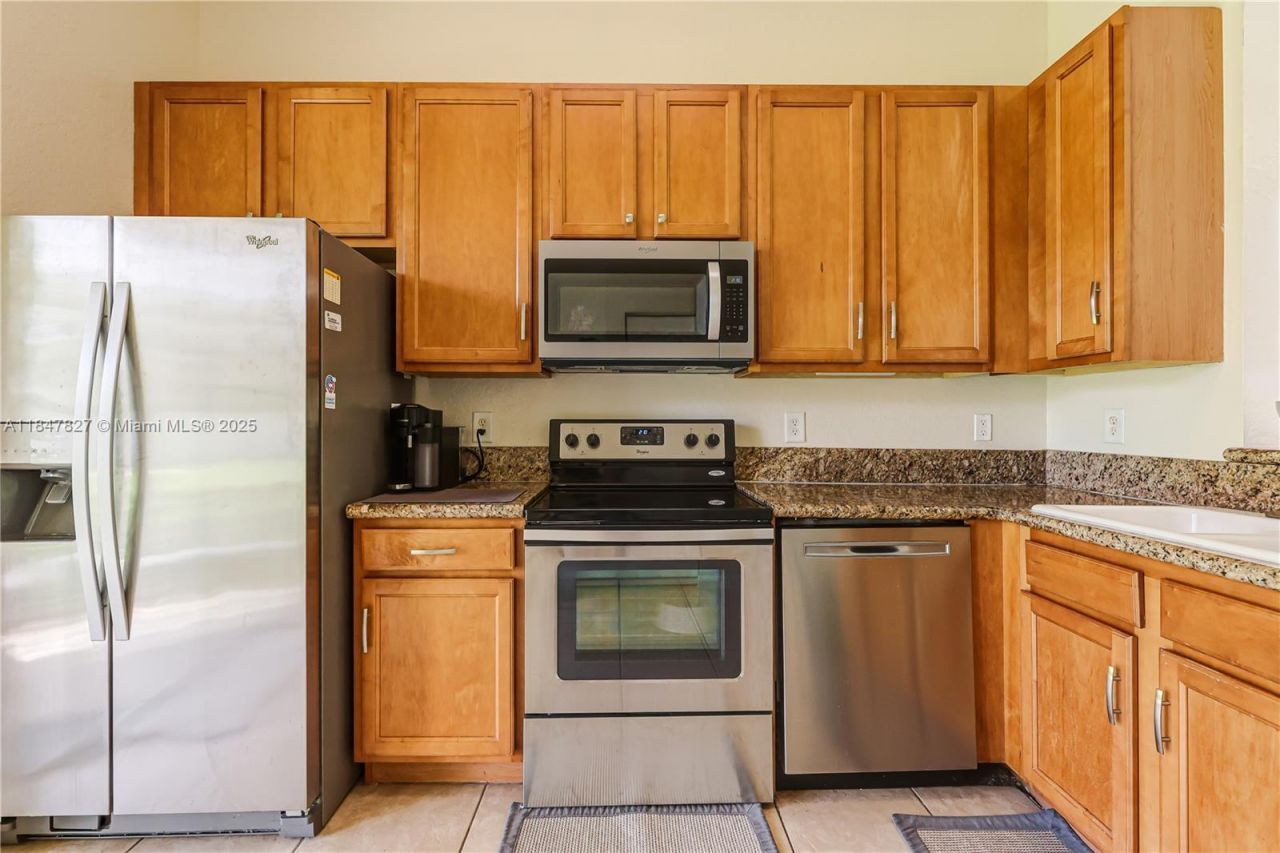 3910 NE 10th Dr, Homestead, FL 33033 Photo